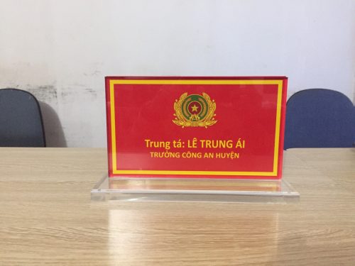 Biển chức danh mica công an