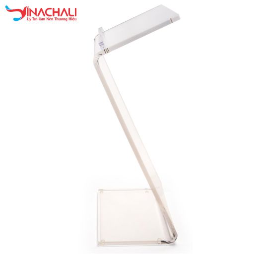 Bục phát biểu mica uốn chữ Z